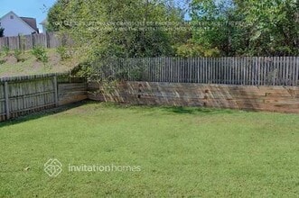 122 Carl Barrett Dr in Canton, GA - Foto de edificio - Building Photo