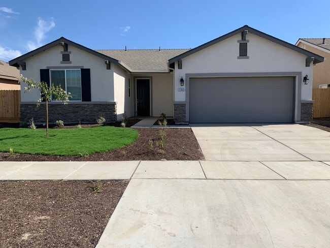property at 1353 W Kenny Thompson Ct