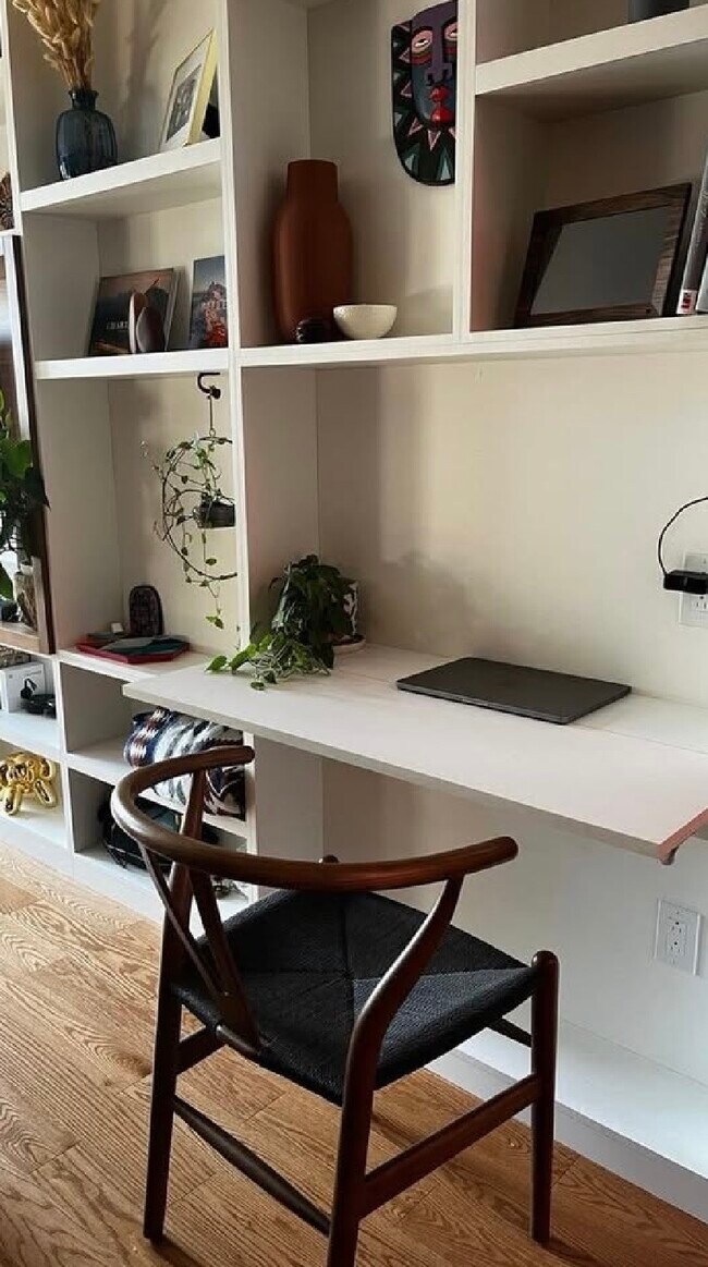 5814 De Bordeaux Rue in Montréal, QC - Building Photo - Building Photo