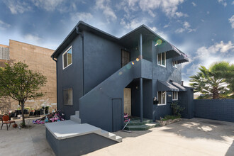 1452 W 134th St in Gardena, CA - Foto de edificio - Building Photo