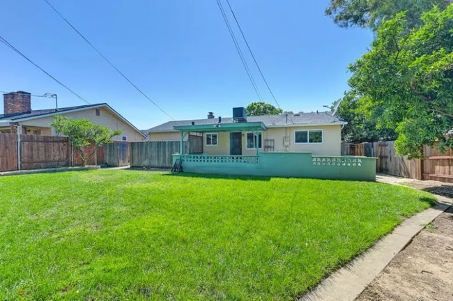 property at 6229 Donnelly Ln