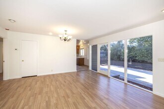 3381 Cowper St in Palo Alto, CA - Building Photo - Building Photo