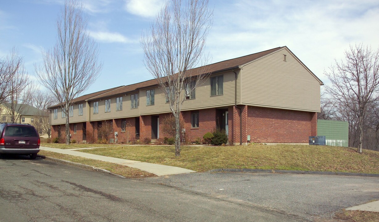 Echo Hill in Holyoke, MA - Building Photo