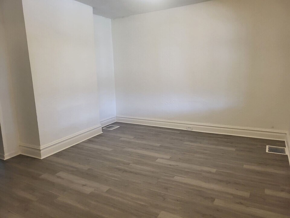 5015 Gertrude St in Pittsburgh, PA - Building Photo