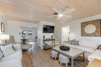 22111 Bataan Ave in Panama City Beach, FL - Building Photo - Building Photo