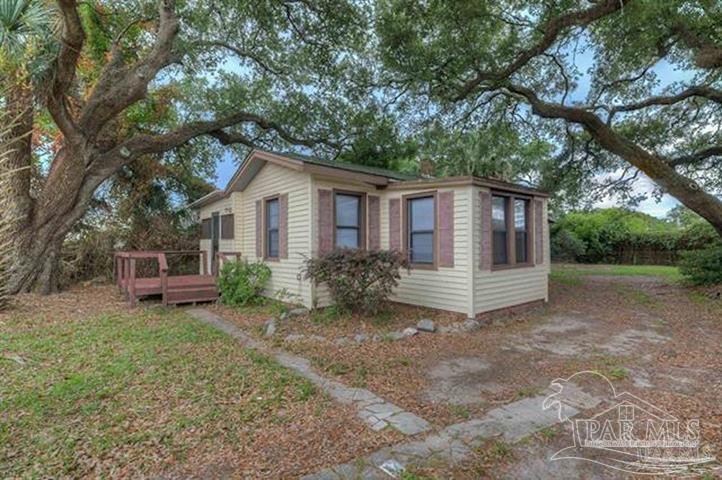 1717 W Government St in Pensacola, FL - Building Photo