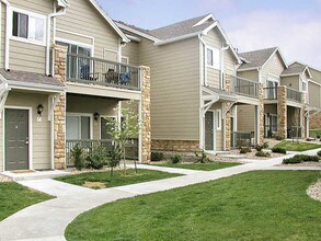 Reserve at Castle Highland in Castle Rock, CO - Foto de edificio - Building Photo