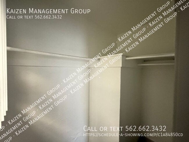 property at 534 W 14th St