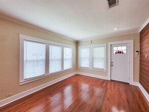 807 Tabor St in Houston, TX - Building Photo - Building Photo