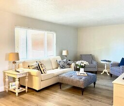 3575 Gulf Blvd, Unit Gulf Key 303 in St Pete Beach, FL - Building Photo - Building Photo