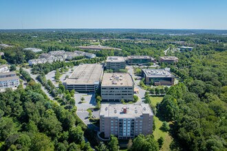Red Brook Condominiums in Owings Mills, MD - Building Photo - Building Photo