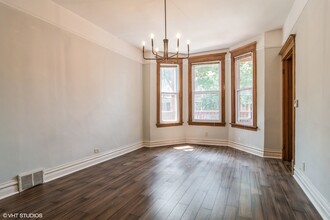 3455 N Leavitt St in Chicago, IL - Building Photo - Building Photo