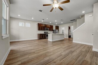 7509 Grand Linden Wy in Austin, TX - Building Photo - Building Photo