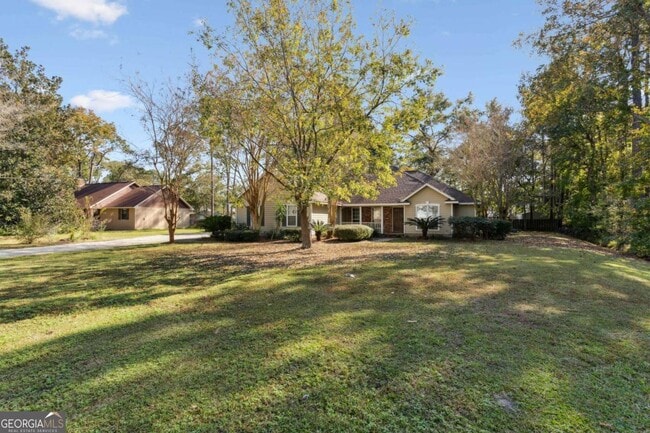 106 Buntin St in Woodbine, GA - Building Photo - Building Photo