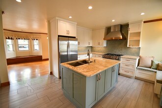 3528 Villa Terrace in San Diego, CA - Building Photo - Building Photo