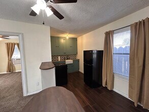 1707 32nd St in Lubbock, TX - Building Photo - Building Photo