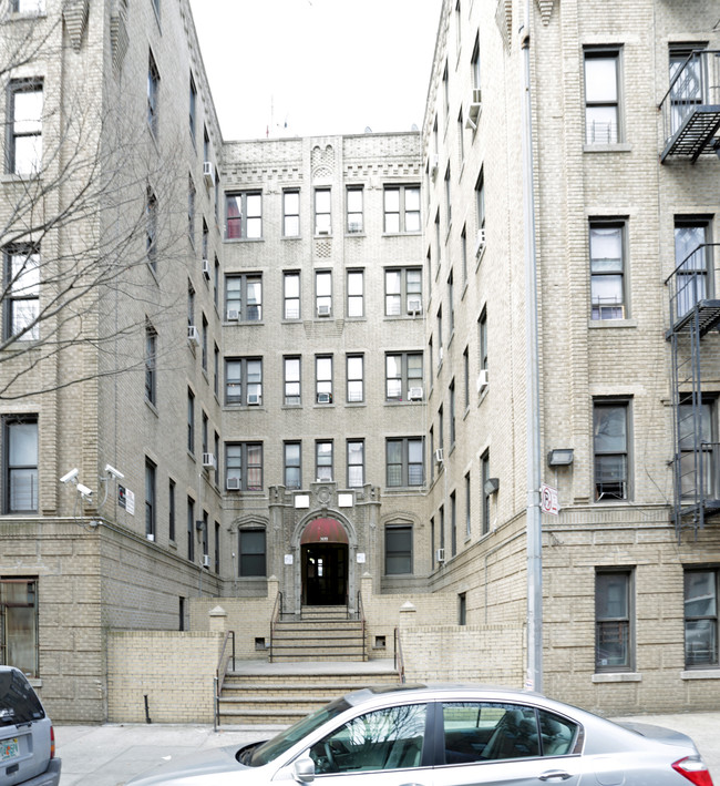 3155 Rochambeau Ave in Bronx, NY - Building Photo - Building Photo