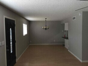 6104 W Nancy Rd in Glendale, AZ - Building Photo - Building Photo