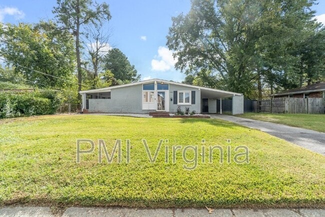 1021 Mineola Dr in Virginia Beach, VA - Building Photo - Building Photo