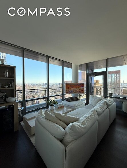 property at 200 W 67th St