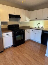 146 Bridge View Dr in Marietta, GA - Building Photo - Building Photo