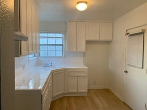 701-705 W Pomona Blvd in Monterey Park, CA - Building Photo - Building Photo