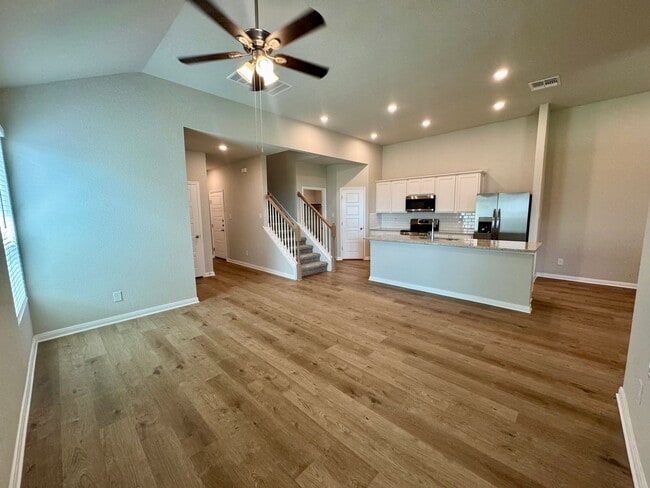 237 Schrader Dr