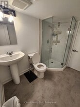 2 Marina Pl in Welland, ON - Building Photo - Building Photo