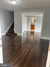 525 Garfield Ave in Folcroft, PA - Building Photo - Building Photo