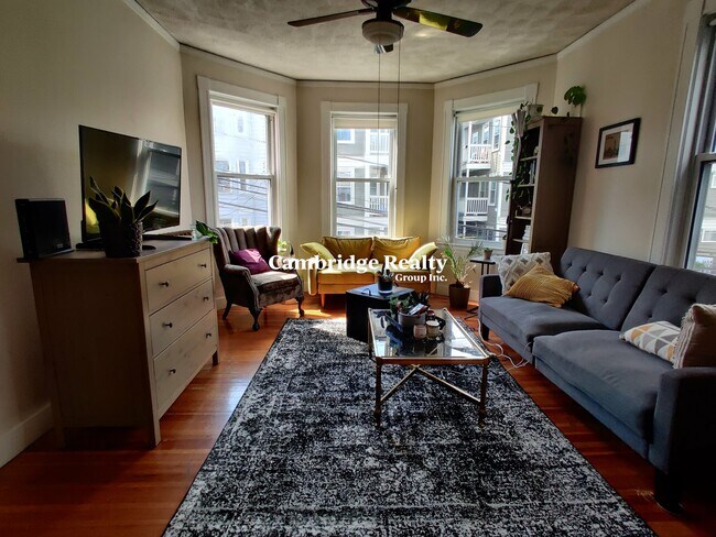 56 Pearl St, Unit 2, Unit 2