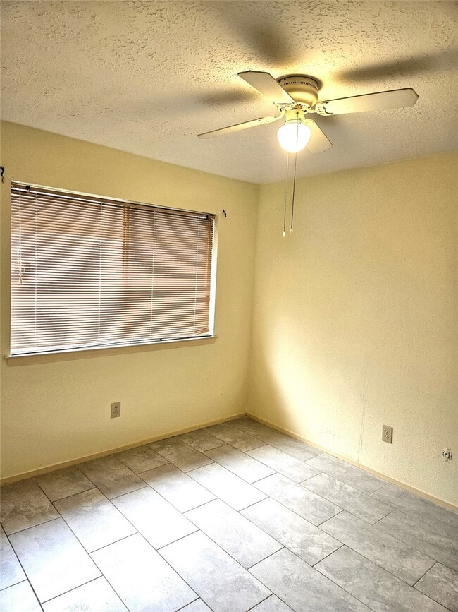 property at 8215 Summer Quail Dr