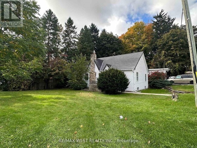 property at 8186 Islington Ave