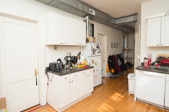 1722 W Fletcher St, Unit 1 in Chicago, IL - Building Photo - Building Photo