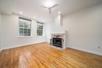 98 Park Ave in Hoboken, NJ - Building Photo - Building Photo