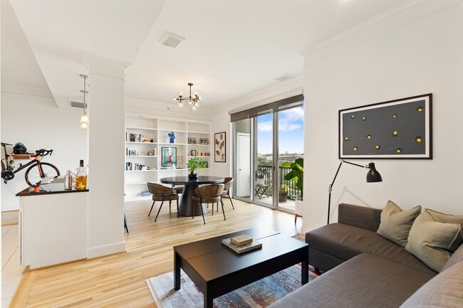 property at 3333 Allen Pkwy