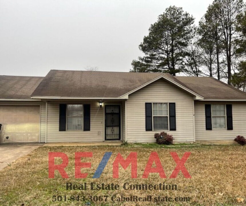 209 Bayles St in Ward, AR - Building Photo