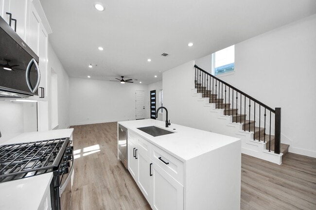 property at 3310 Hardy St