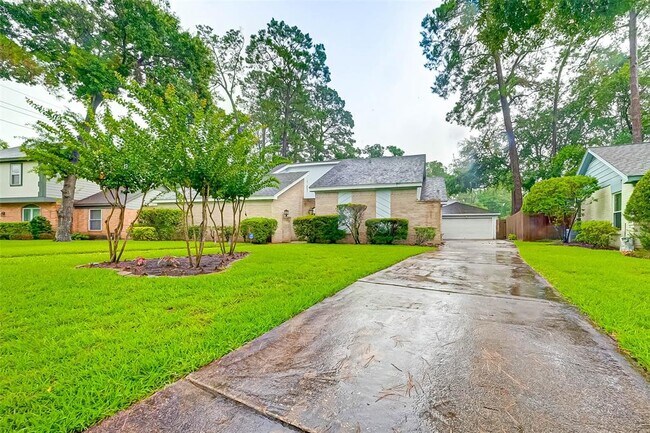 3631 Glenpine Dr in Houston, TX - Building Photo - Building Photo