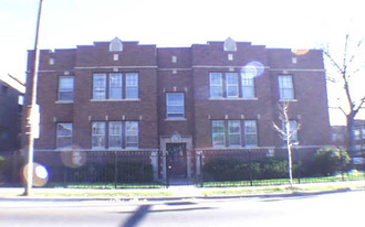 1403 N Central Apartments