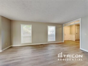 1675 Summit Tree Terrace in Loganville, GA - Building Photo - Building Photo