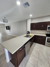 2810 NW 181st St in Miami Gardens, FL - Building Photo - Building Photo