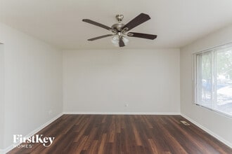 5144 Oakwood Ct in Oak Forest, IL - Foto de edificio - Building Photo