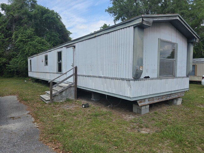property at 472 Ruben Wells Rd