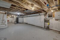 2013 E Huntingdon St photo'