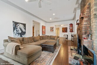 1200 W Webster Ave in Chicago, IL - Building Photo - Building Photo