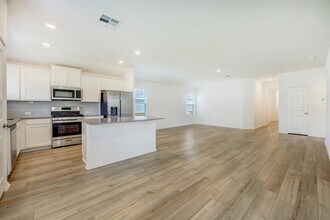 171 Mendoza in Kyle, TX - Building Photo - Building Photo
