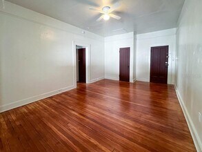 318 NE 2nd Ave in Gainesville, FL - Foto de edificio - Building Photo