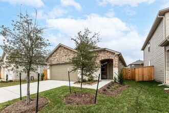 16745 Oak Bough Dr in Conroe, TX - Building Photo - Building Photo