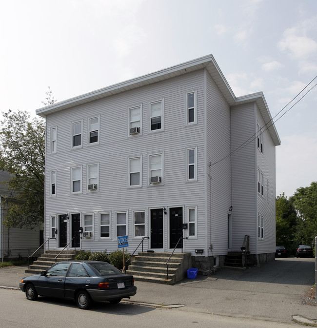 123-127 Brook Rd in Quincy, MA - Building Photo - Building Photo