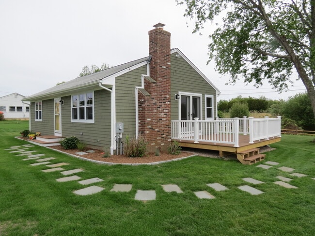 property at 7 Herbert Dr